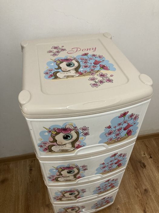 Продам пластиковый детский комод