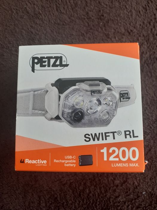 Lanterna Frontala PETZL Swift RL 1200lm