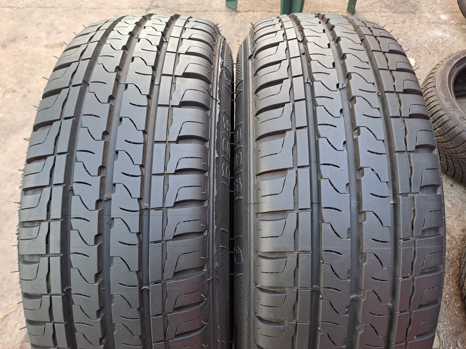 2бр. 2023г. Почти Нови 195/60/16C Kleber Transpro