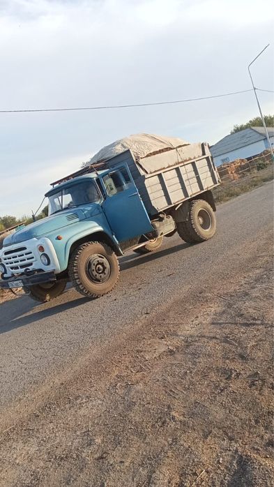 Көң (навоз) сатылады. Продаётся навоз.