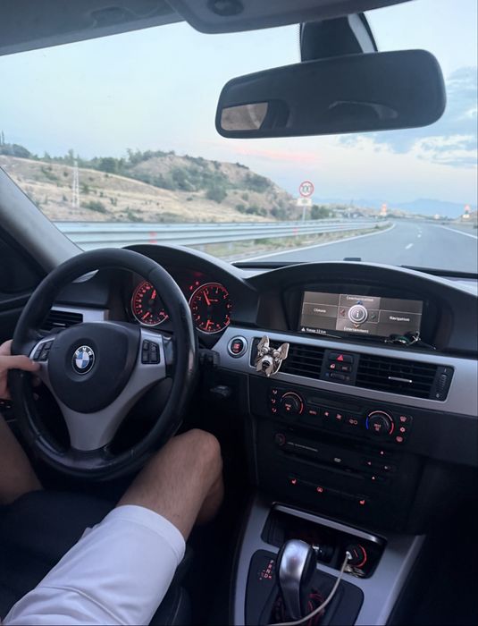 BMW 330i E90 3. 0i   2006 г. | N52 | Богато оборудване /газ
