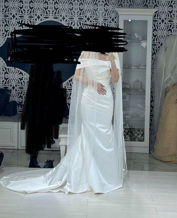 Элегантное свадебное платье 42-44р