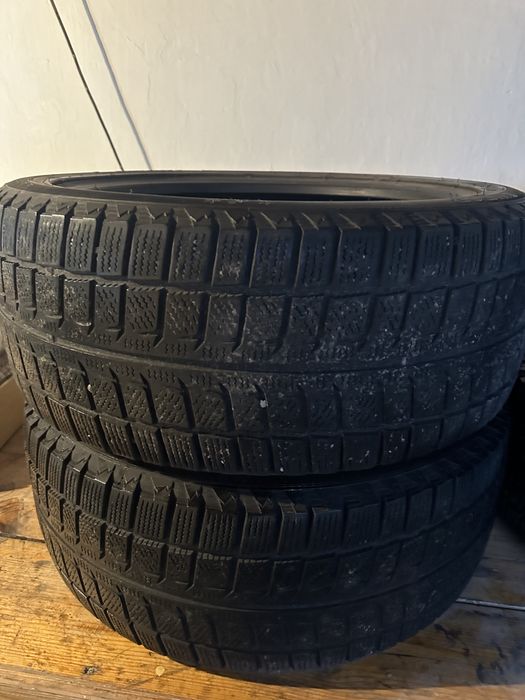 Зимные шины продаю