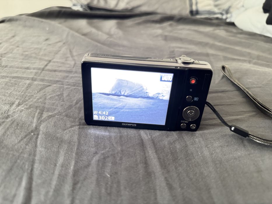Olympus VR-310.