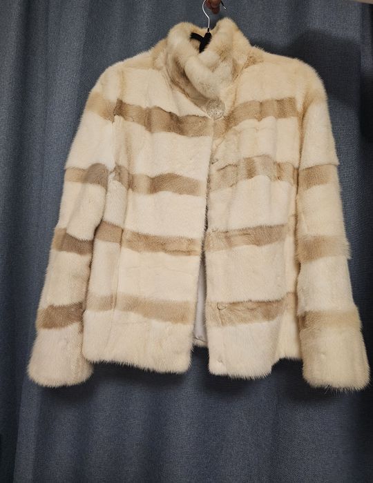Blană de nurcă mărimea S/M – Stare excelentă