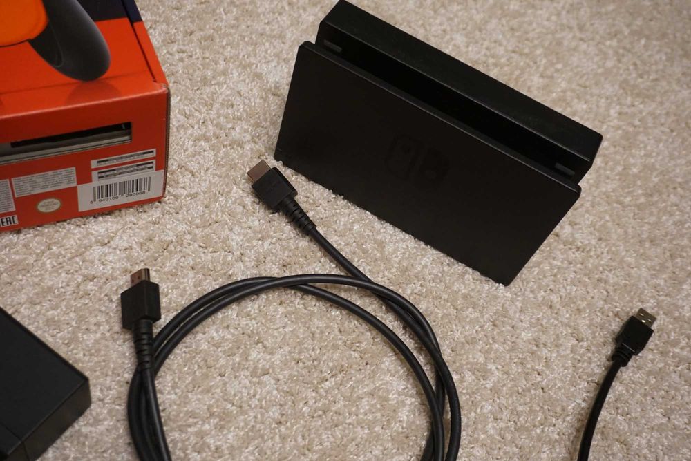 Nintendo Switch (v1) – пълен комплект + LAN адаптер + 512 GB SD