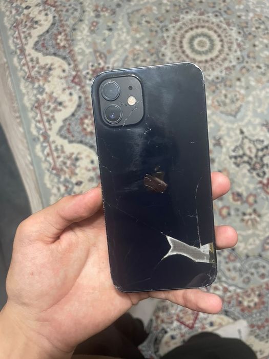 iPhone 12 128Gb 77%