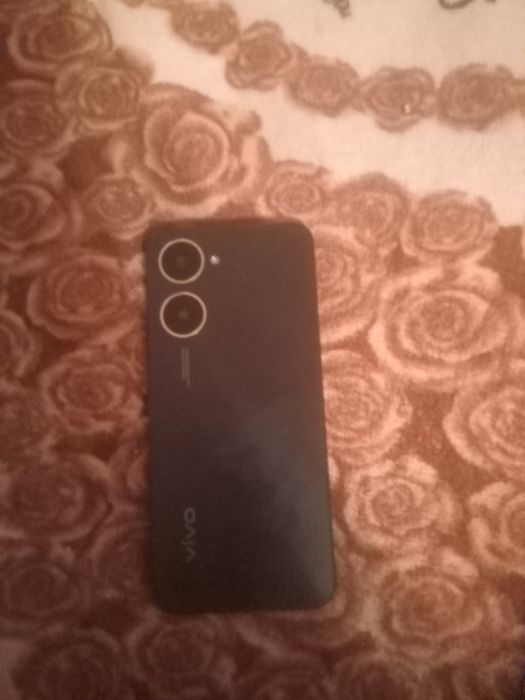 Продам телефон виво