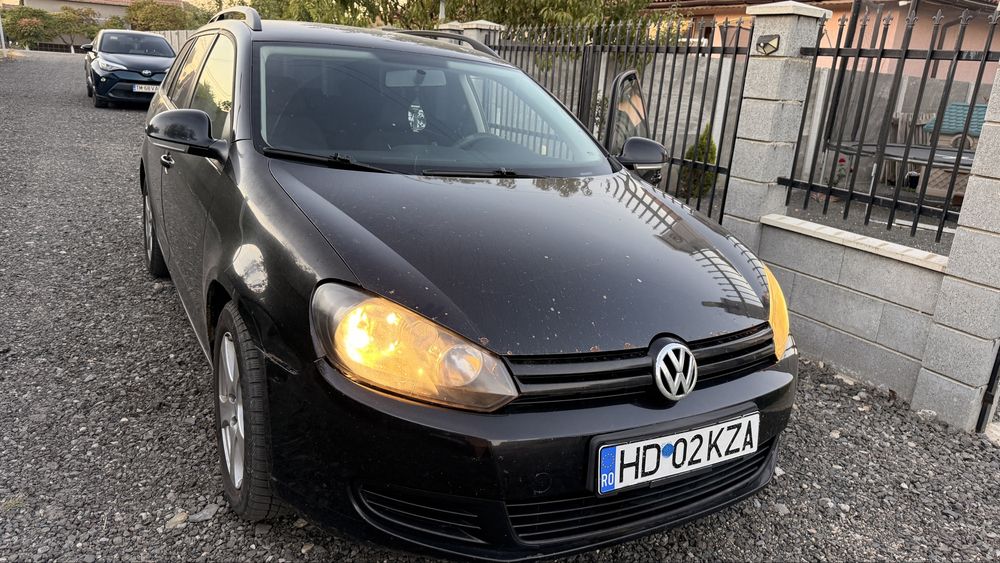 Vând Volkswagen Golf 6 Variant (Combi) – 1.6 TDI – An 2011