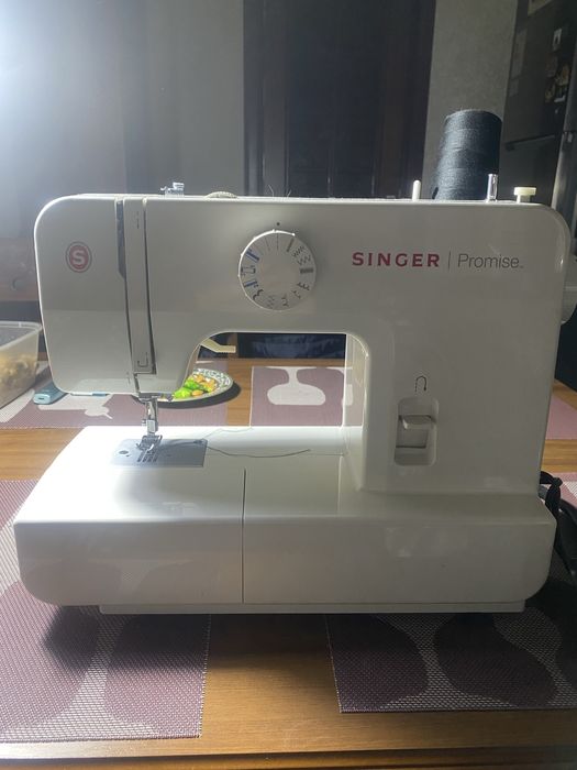 швейная машинка в отличном состоянии