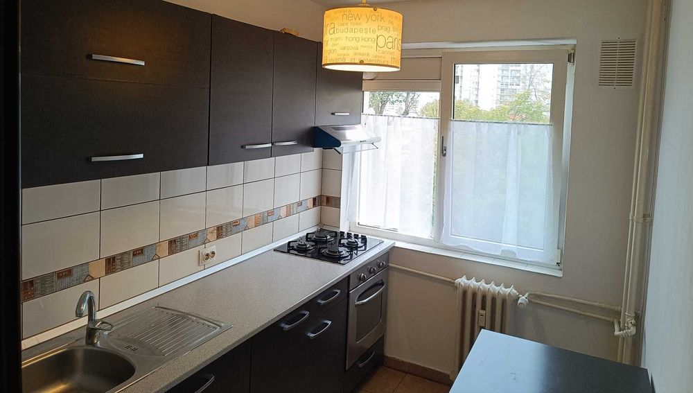 Proprietar ap 2 camere Titan, 55m²,3/10