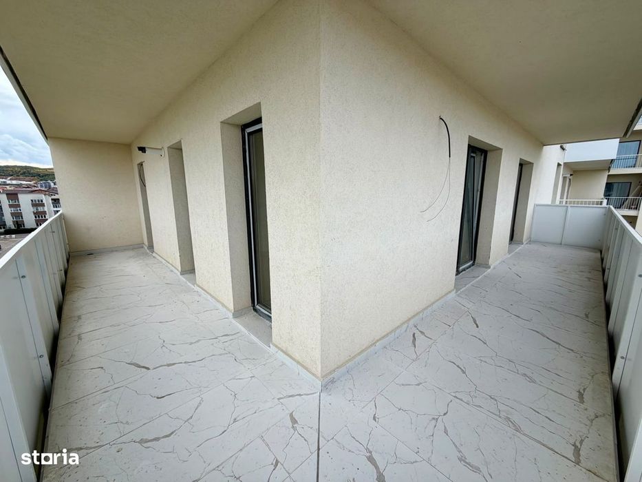 Apartament 3 camere, parcare, terasa,et intermediar, Eroilor Residence