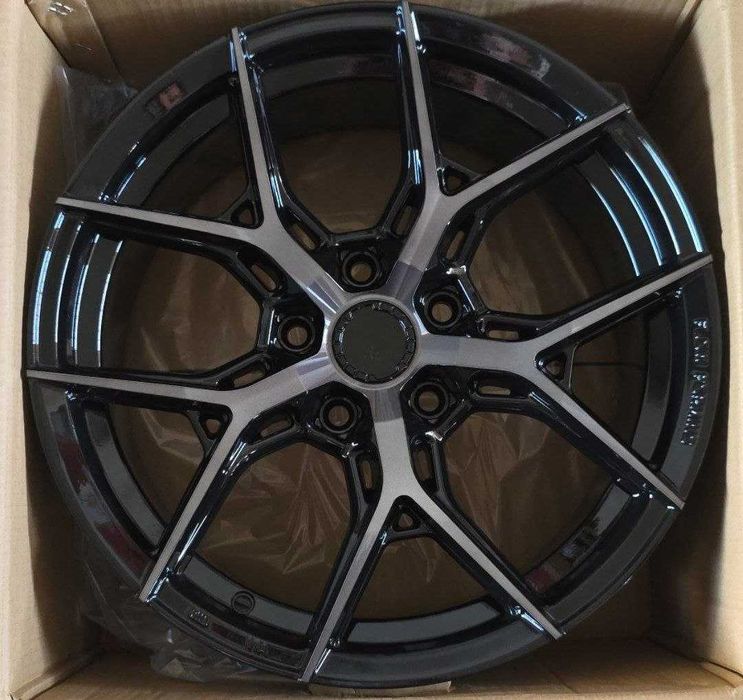 Formula Plus Diska R17