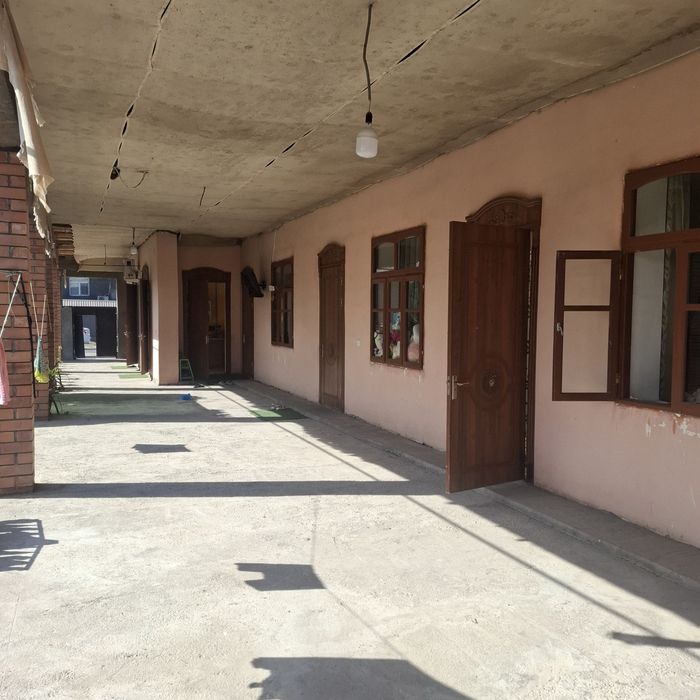 ДСК да ховли уй сотилади 8 сотих