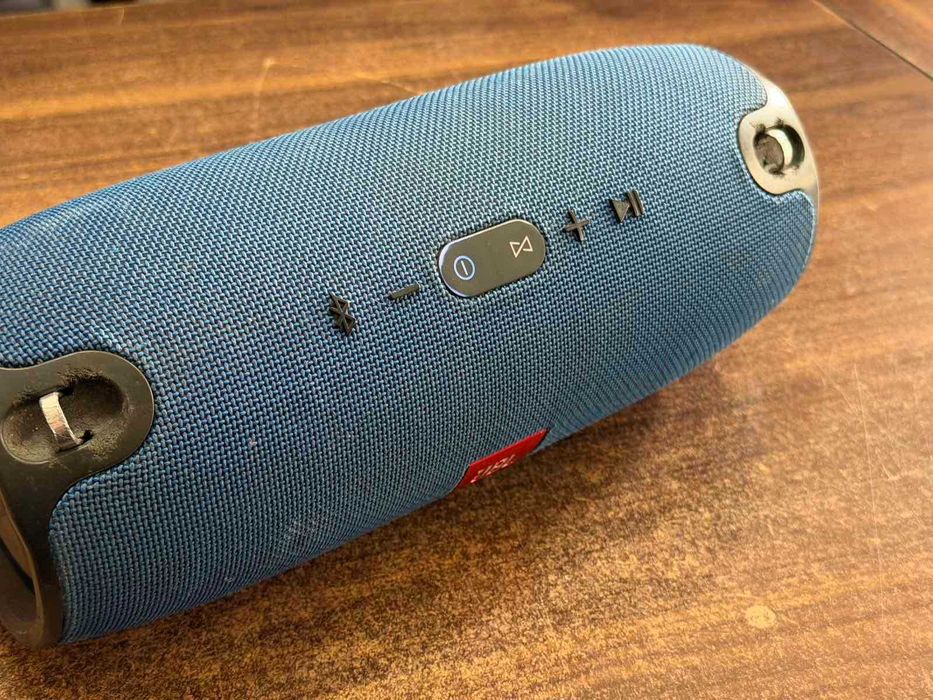 Блутут тонколона JBL Xtreme
