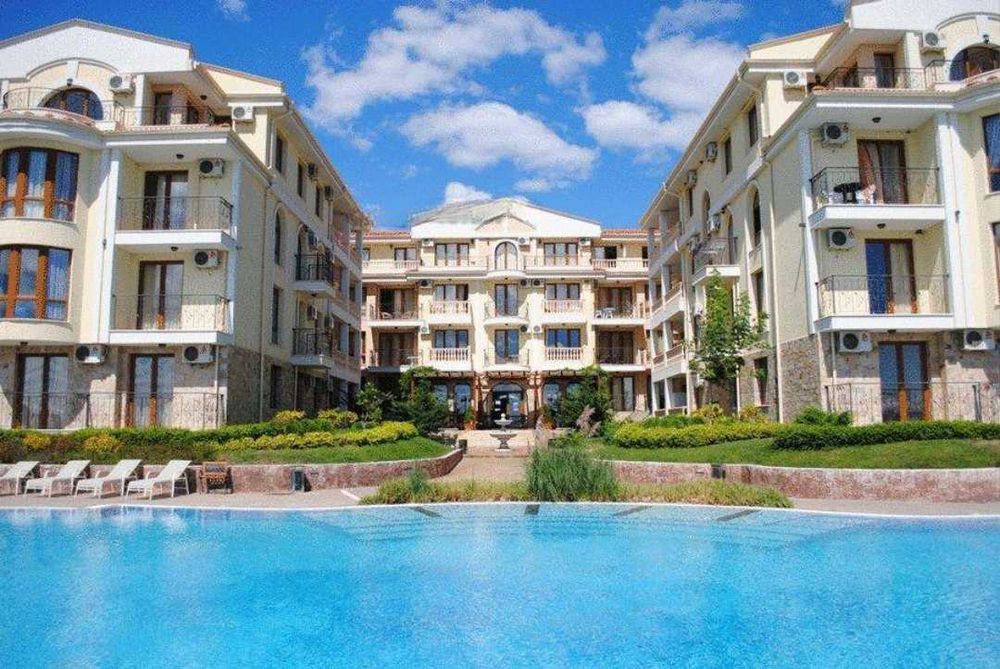 Продава се Тристаен апартамент в Свети Влас - 109 кв.м за 1514 €/кв.м - Снимка #11