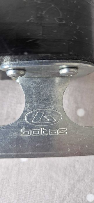 Продам детские фигурные коньки