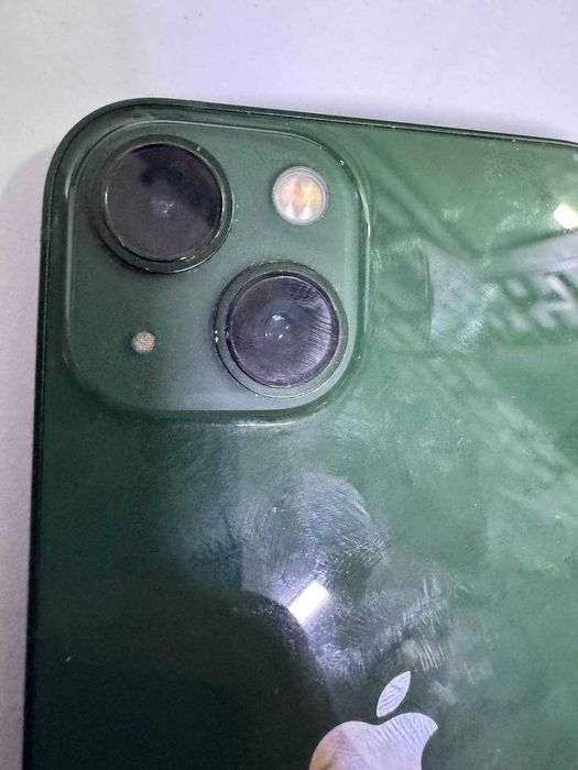 Apple iPhone 13 256 GB (Есик) ЛОТ 938016