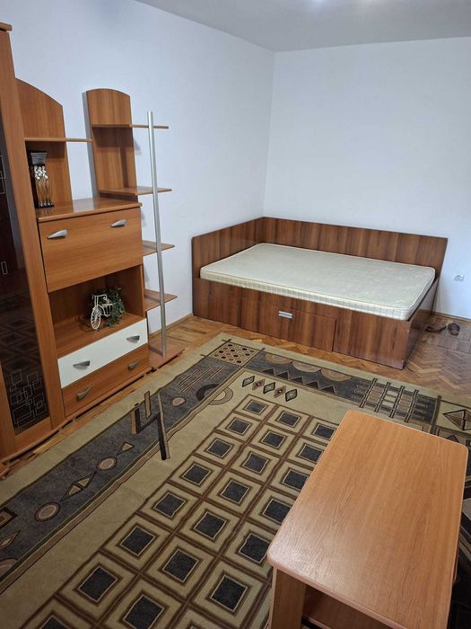 Apartament 1 cameră, Ultracentral, etaj 3