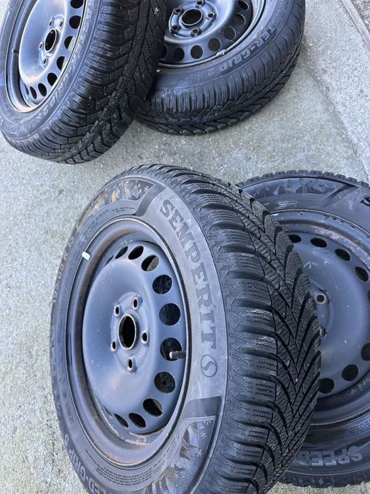 Гуми с джанти зимни