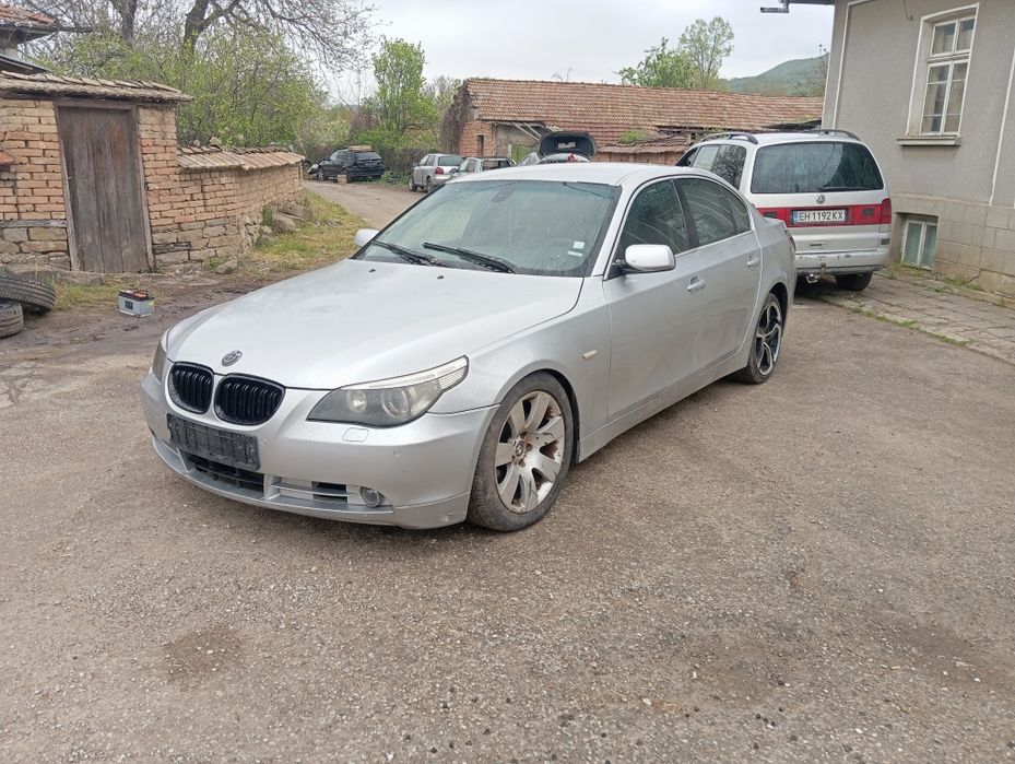 Продавам Е60 530D 218 ръчка Logic 7 На Части
