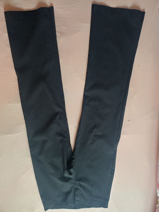 Два панталона  класа