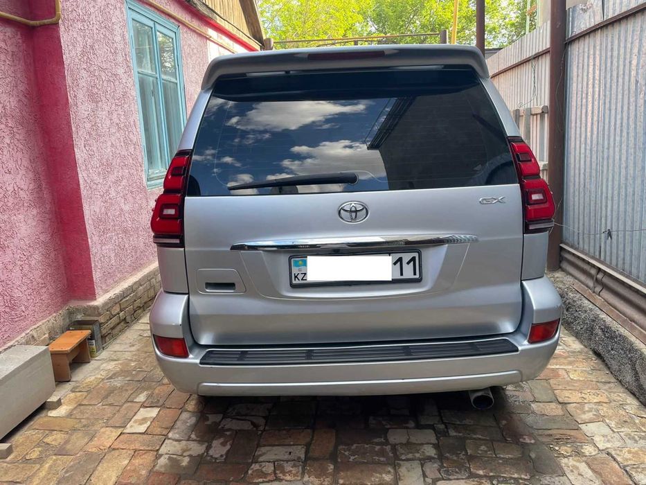 Toyota Land Cruiser Prado