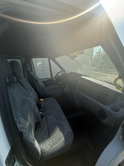 Ford Transit 2010