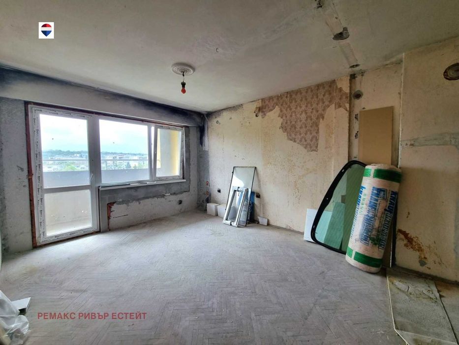 Продава се Тристаен апартамент в Русе, Здравец Изток - 80 кв.м за 498 €/кв.м - Снимка #9