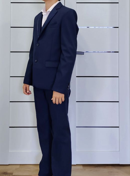 Школьная форма тройка