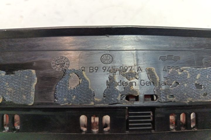 Lampa stop aditionala 3B9945097A Volkswagen VW Passat B5