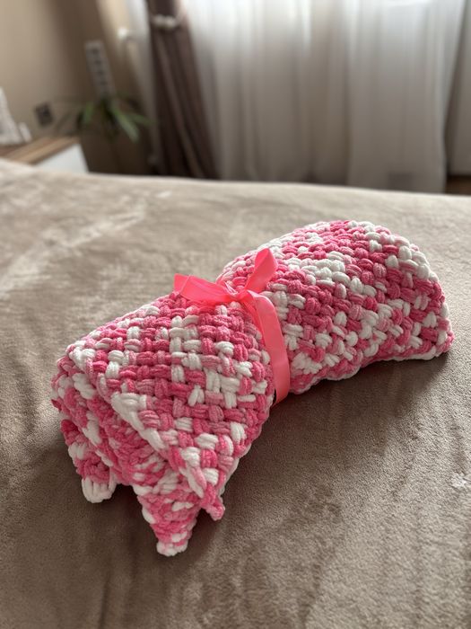 Ръчно плетено бебешко одеало