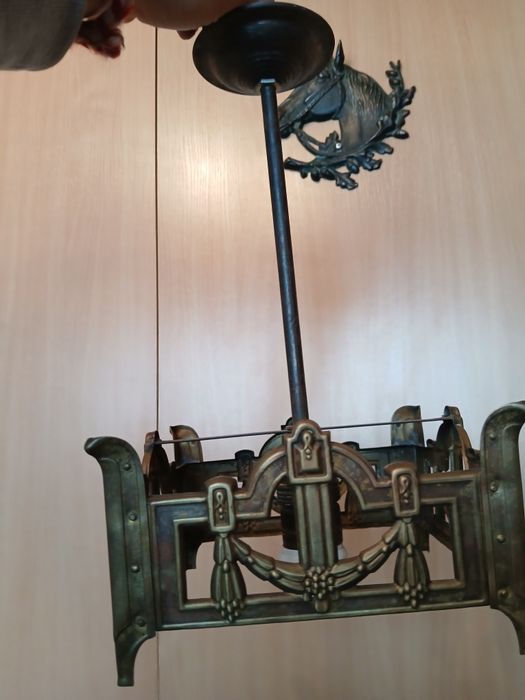 Антични полилей с фасонги