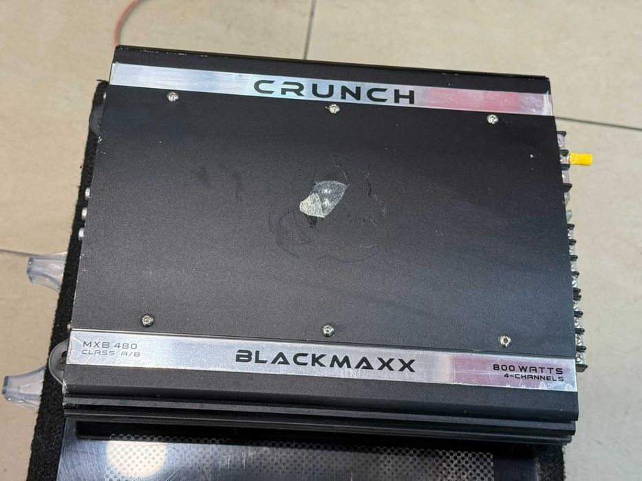 Бас Каса CRUNCH 200W + Усилвател Crunch Blackmaxx MXB480