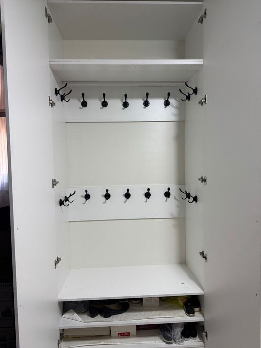 Прихожей мебель сатылады