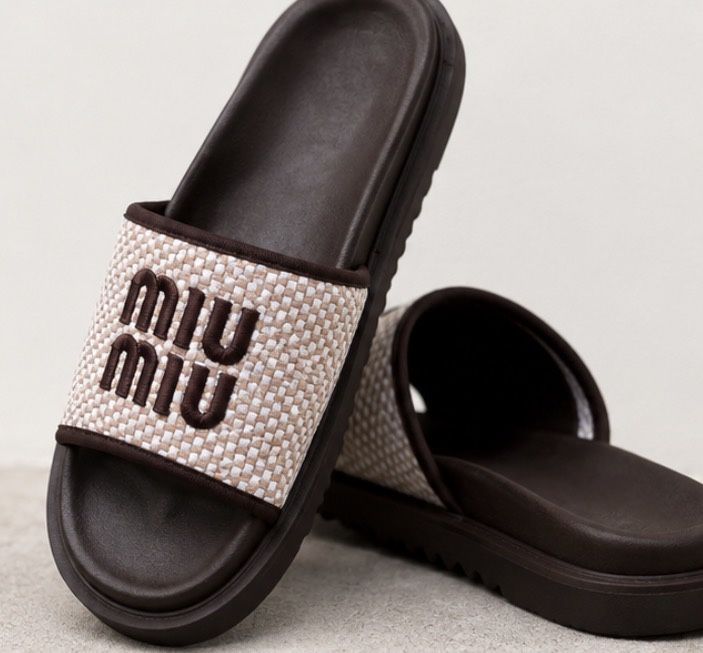 Дамски чехли MIU MIU
