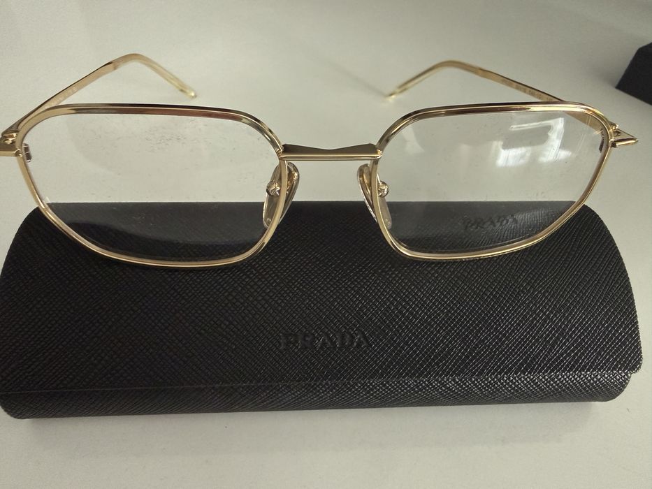 Рамки за диоптрични очила. Prada. Нови