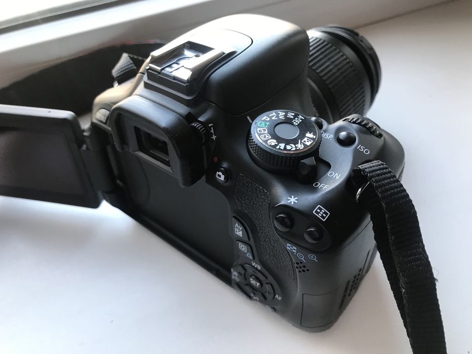 Фотоаппарат Canon EOS 600D