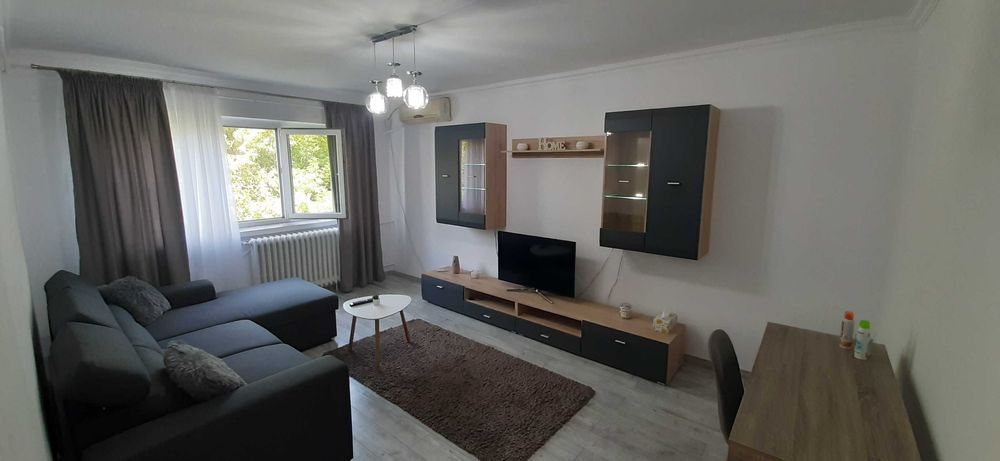 Apartament  2cam, decomandat, 53 mp- Rovine- Rond- Nicolae Iorga, aproape de centru