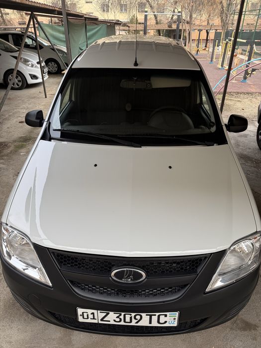 Lada largus furgon ………..