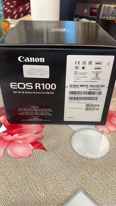 Vand aparat foto Canon EOS R100 sigilat