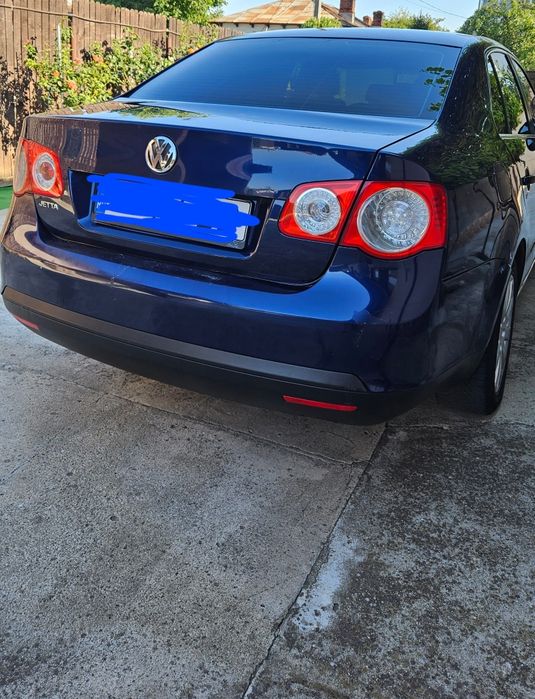 Vând Volkswagen Jetta,  1.6, benzina, stare bună, întreținută, fiscal pe loc