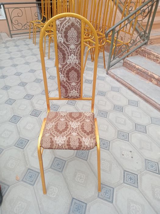 Стуллар сотилади