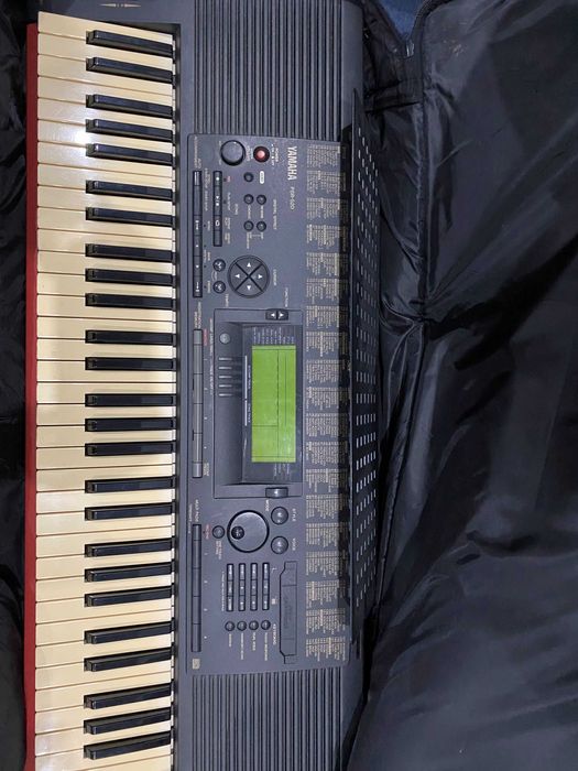 Orgă Yamaha, PSR 520
