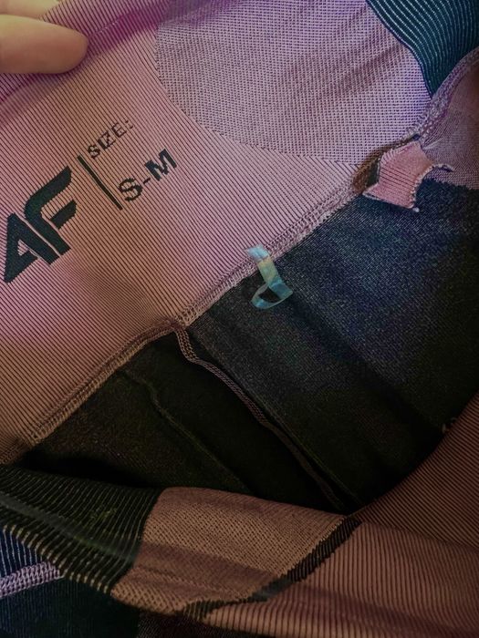 Нов 4F Yoga leggings клин за йога 4F