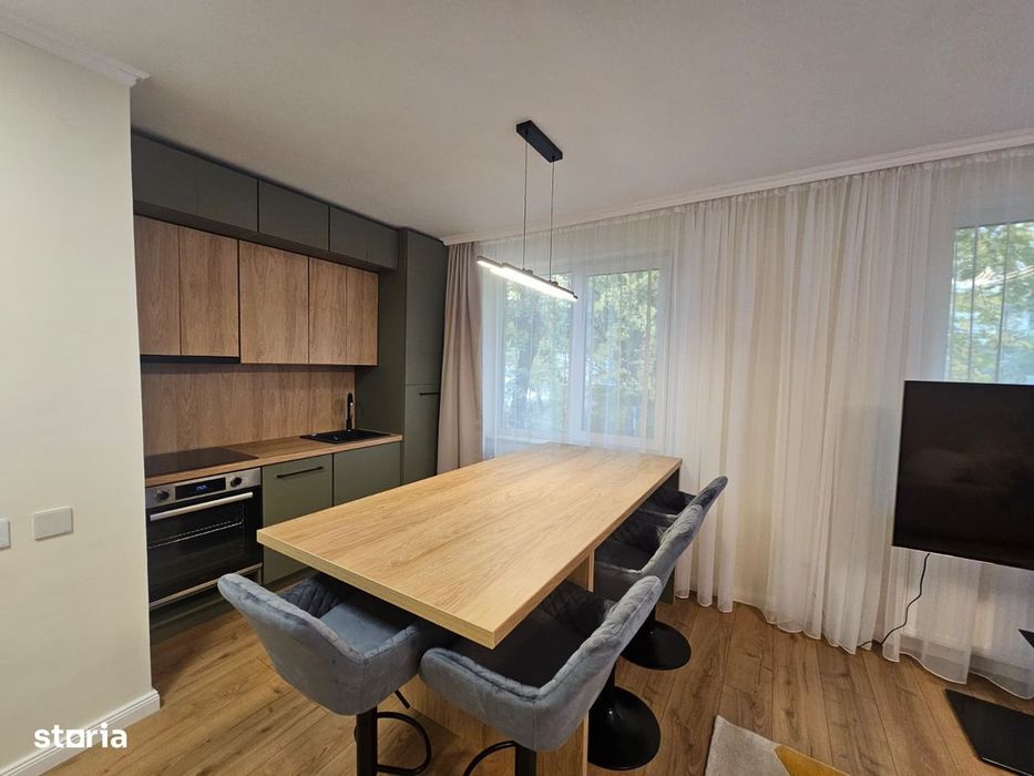 Chirie, apartament cu 2 camere, zona Shopping Plaza, prima închiriere
