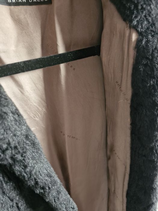 Vesta blana  Brian Dales m-l