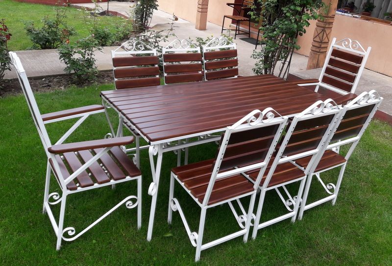 Masa 1600x820mm cu 6 scaune si 2 fotolii