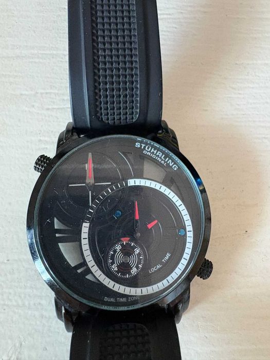 Stuhrling Ceas negru Eclipse Horizon