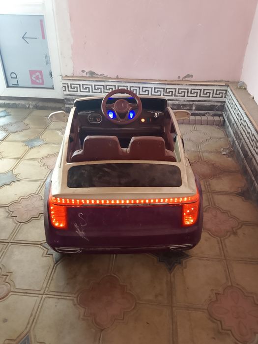 Детский мошинча сотилади